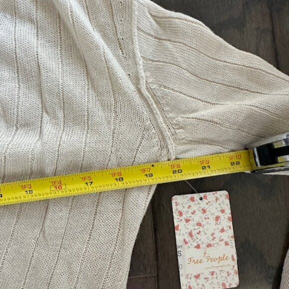 Free People NWT "Got Me Twisted" V Neck Sweater - Picture 15 of 16